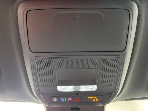 New 2026 GMC Acadia Elevation FWD image 22