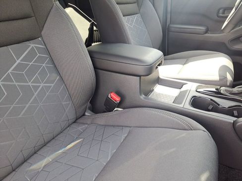 New 2026 Nissan Frontier SV w/ All-Weather Content Package image 18