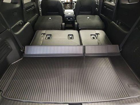 New 2026 GMC Acadia Elevation w/ Black Edition image 17