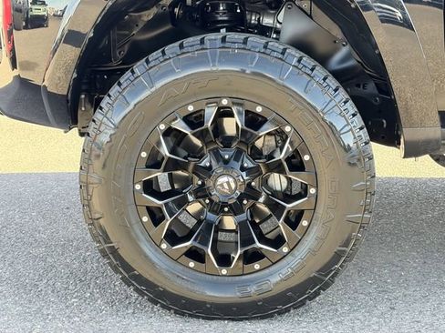 Used 2022 Toyota 4Runner SR5 Premium image 32