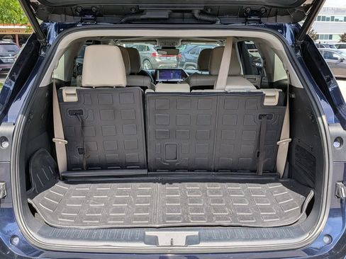 Used 2023 Toyota Highlander Limited AWD/4WD image 28