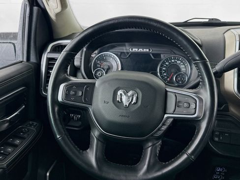 Used 2024 RAM 2500 Laramie image 18