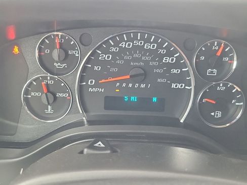 New 2025 GMC Savana 2500 w/ Driver Convenience Package RWD image 20