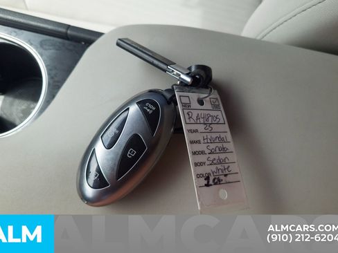 Used 2024 Hyundai Sonata SEL FWD image 19