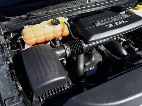 Used 2020 RAM 1500 Limited w/ Advanced Safety Group image 12