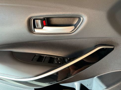 Used 2023 Toyota Corolla XSE FWD image 19
