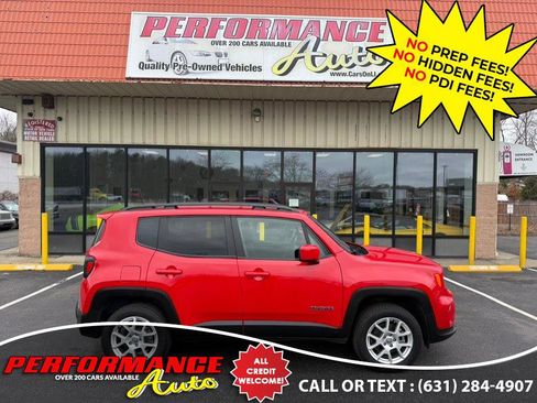 Used 2020 Jeep Renegade Latitude w/ Cold Weather Group image 2