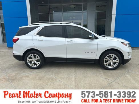 Certified 2019 Chevrolet Equinox Premier AWD/4WD image 3