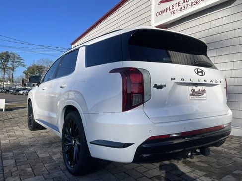 Used 2024 Hyundai Palisade Calligraphy image 7