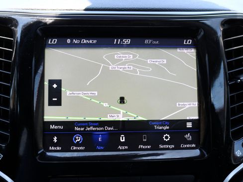 Used 2020 Jeep Cherokee Limited image 24