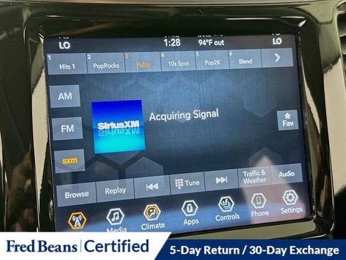 Used 2022 Jeep Cherokee Limited AWD/4WD image 16