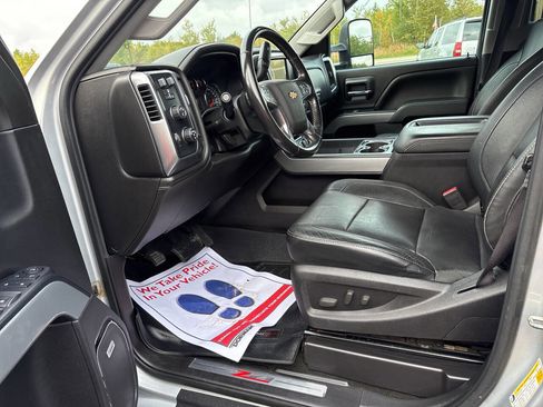 Used 2015 Chevrolet Silverado 2500 LTZ w/ Duramax Plus Package image 6