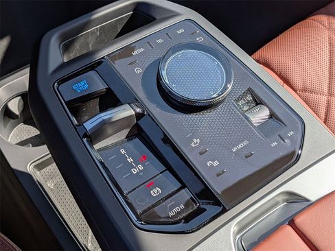 New 2026 BMW iX xDrive45 image 10