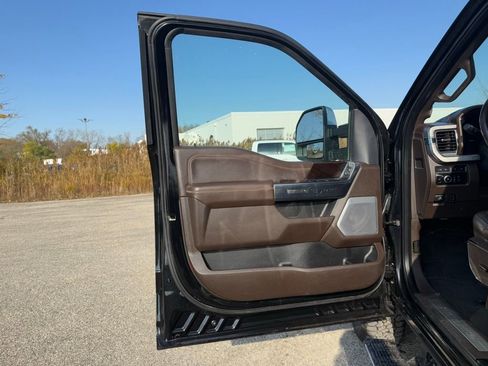 Used 2024 Ford F250 King Ranch w/ Chrome Package image 33