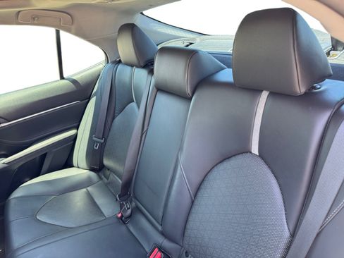 Used 2018 Toyota Camry XSE w/ Audio Package FWD image 16
