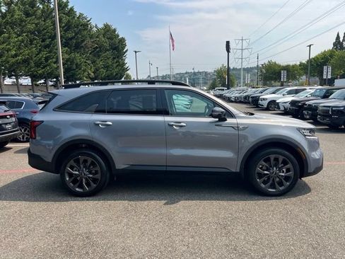 Certified 2023 Kia Sorento X-Line EX AWD/4WD image 8