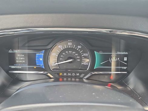 Used 2015 Lincoln Navigator 4WD image 6