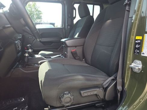 Certified 2021 Jeep Wrangler Unlimited Sport image 9