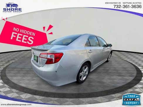 Used 2012 Toyota Camry SE FWD image 6