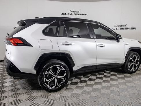 Used 2023 Toyota RAV4 XSE w/ Weather Package AWD/4WD image 4