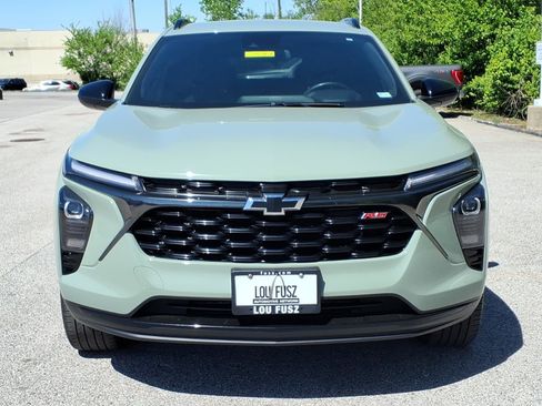 Used 2024 Chevrolet Trax RS w/ Driver Confidence Package FWD image 31