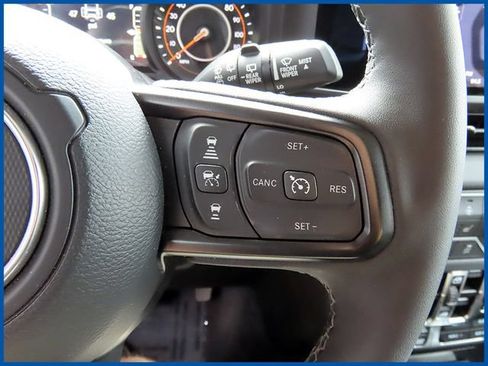 Used 2026 Jeep Wrangler Unlimited Rubicon AWD/4WD image 20