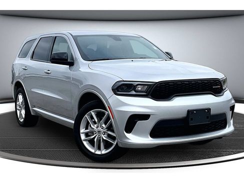 Certified 2025 Dodge Durango GT AWD/4WD image 2