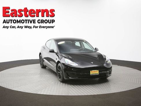 Used 2023 Tesla Model 3 Standard Range image 50
