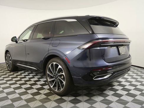 Used 2024 Lincoln Nautilus Black Label image 5