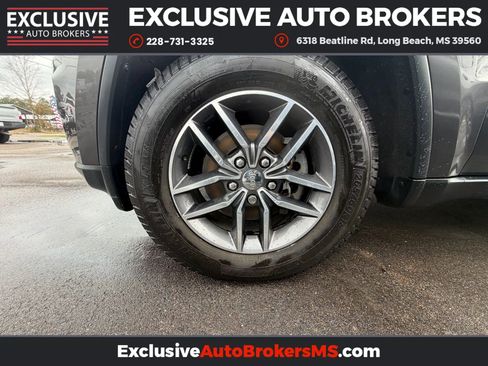 Used 2018 Jeep Grand Cherokee Laredo image 45