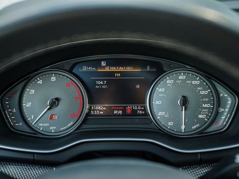 Used 2023 Audi SQ5 Premium w/ Convenience Package image 25