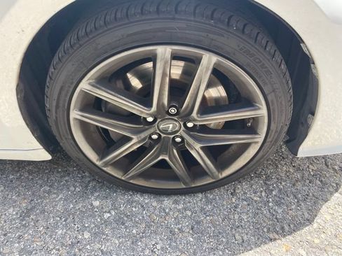 Used 2016 Lexus IS 200t w/ F Sport Package RWD image 7