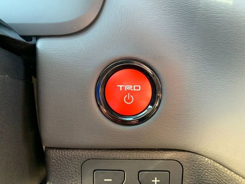 New 2026 Toyota Tundra Limited AWD/4WD image 25