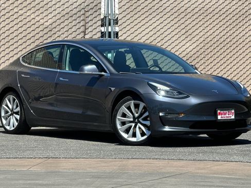 Used 2020 Tesla Model 3 Long Range AWD/4WD image 2