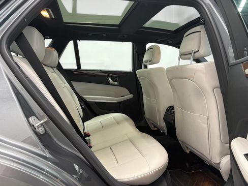 Used 2016 Mercedes-Benz E 350 4MATIC Wagon image 14