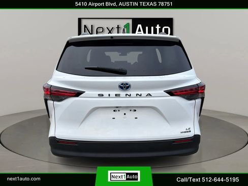 Used 2021 Toyota Sienna LE image 15