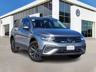 New 2024 Volkswagen Tiguan SE