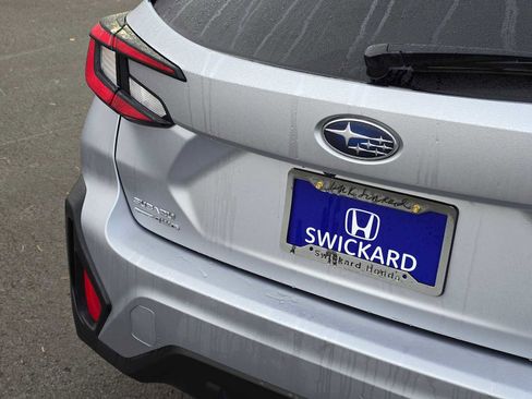 Used 2024 Subaru Crosstrek 2.0i Premium image 16