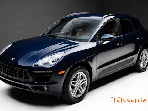 Used 2018 Porsche Macan AWD/4WD image 1
