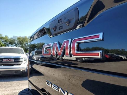 New 2026 GMC Sierra 3500 Denali w/ Denali Reserve Package AWD/4WD image 7