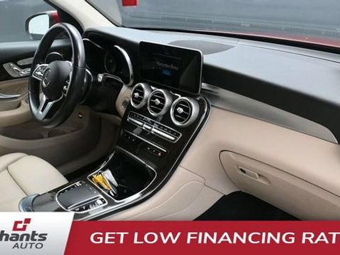 Used 2022 Mercedes-Benz GLC 300 4MATIC image 14