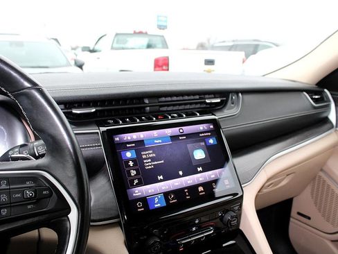 Used 2021 Jeep Grand Cherokee L Limited image 7