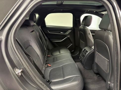 Used 2021 Jaguar F-PACE S AWD/4WD image 29