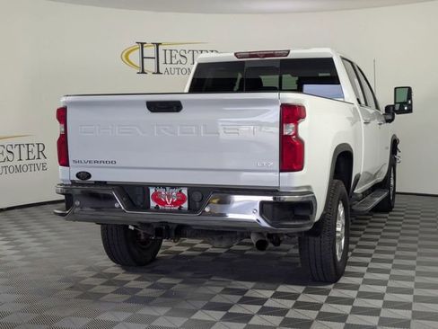 Used 2023 Chevrolet Silverado 2500 LTZ w/ LTZ Convenience Package AWD/4WD image 2