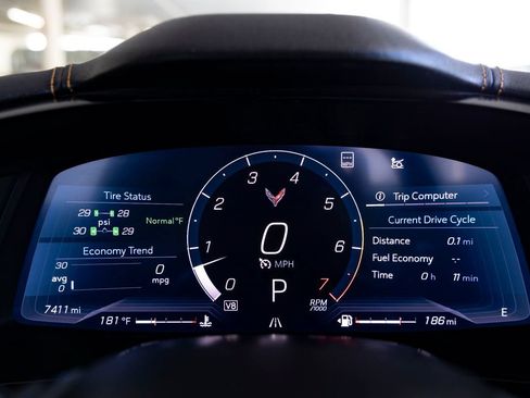 Used 2021 Chevrolet Corvette Stingray Preferred Conv w/ Z51 Performance Package RWD image 14