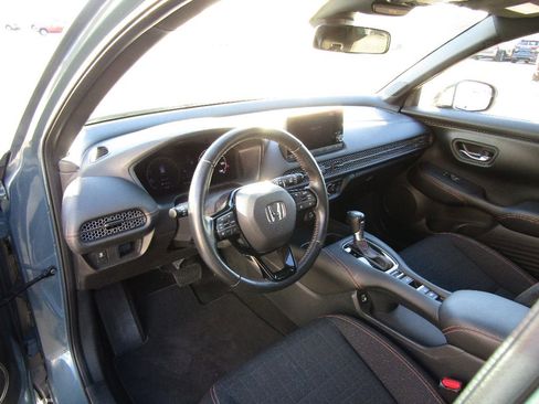 Used 2023 Honda HR-V Sport image 8