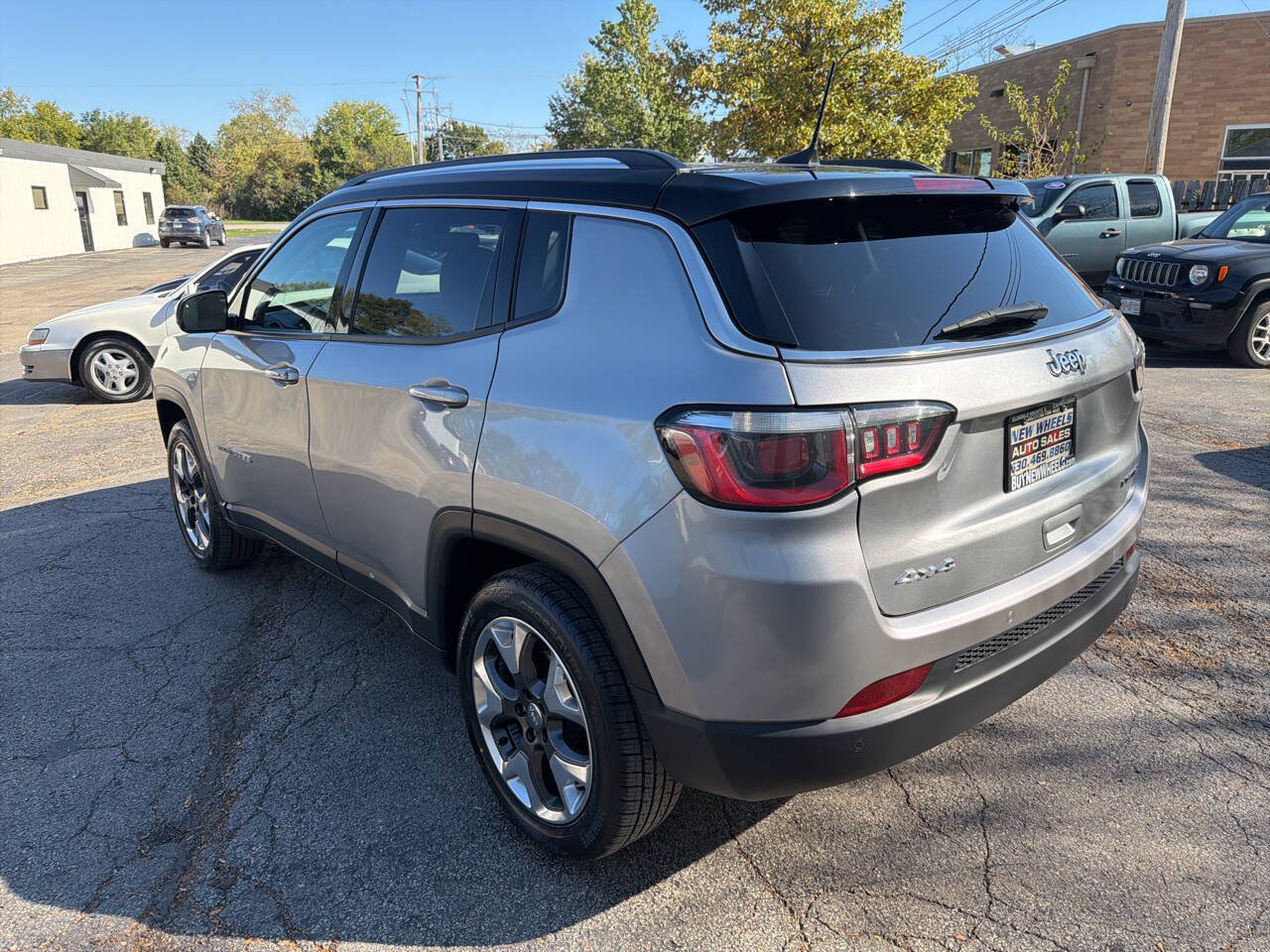 Used 2019 Jeep Compass Limited w/ Safety & Security Group AWD/4WD image 4