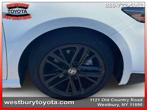 Used 2026 Toyota Camry SE w/ Convenience Package FWD image 9