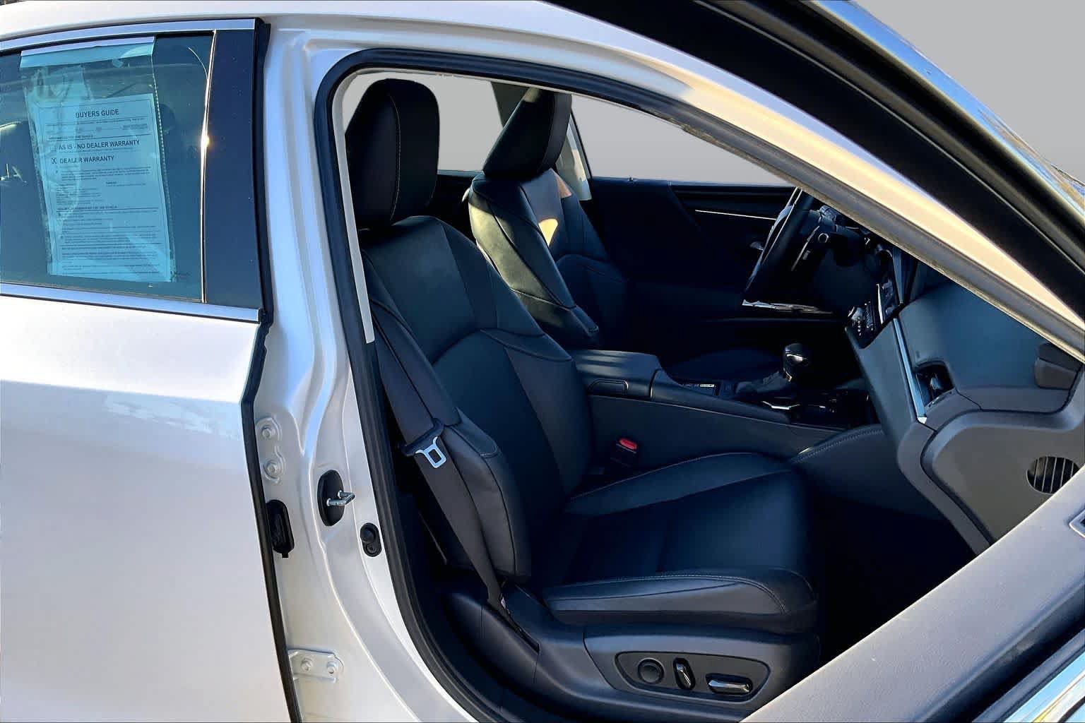 Certified 2024 Lexus ES 350 w/ Premium Package FWD image 8