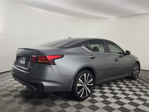 Used 2019 Nissan Altima 2.5 SR image 5